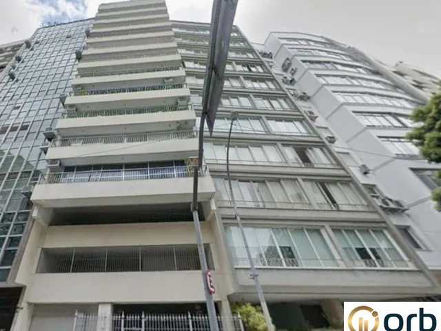 Imagem: Cobertura em leilão à venda em Copacabana