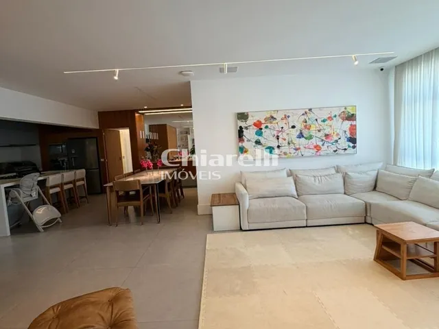 Imagem 3: Apartamento de luxo à venda em Icaraí: 4 quartos, 3 suítes, 2 vagas, 250m² de puro