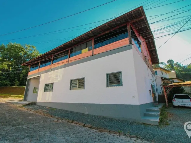 Imagem 5: Galpão Comercial com 237m² na Velha!