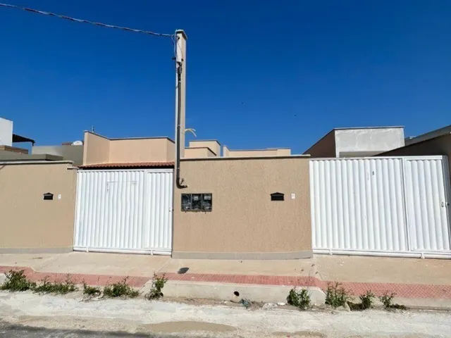 Imagem 4: Aluguel Anual: Casa Linear em Santa Mônica - 2 Quartos, 1 Suíte, 2 Salas, 2 Banheiros