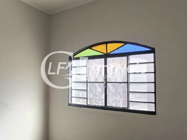 Imagem 10: Casa para locação em Campo Grande-MS, bairro Taveiropolis: 5 quartos, 1 suíte, 2
