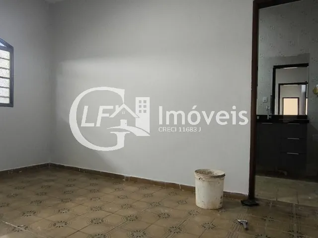 Imagem 4: Casa para locação em Campo Grande-MS, bairro Taveiropolis: 5 quartos, 1 suíte, 2
