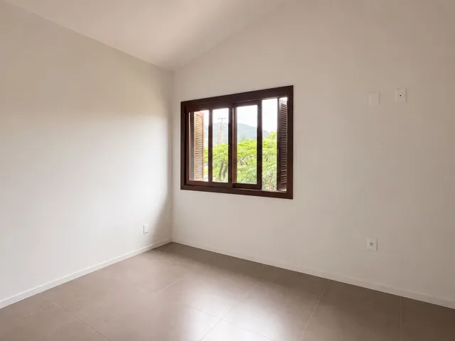 Imagem 10: Casa em Garopaba no Bairro Ambrósio