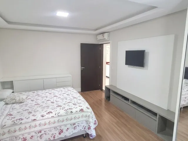 Imagem 8: Exclusivo, Sendo 1 Suíte e 2 Demi-Suítes, 4 Vagas, 378 M2, Alto Ribeirão, Florianópolis/Sc