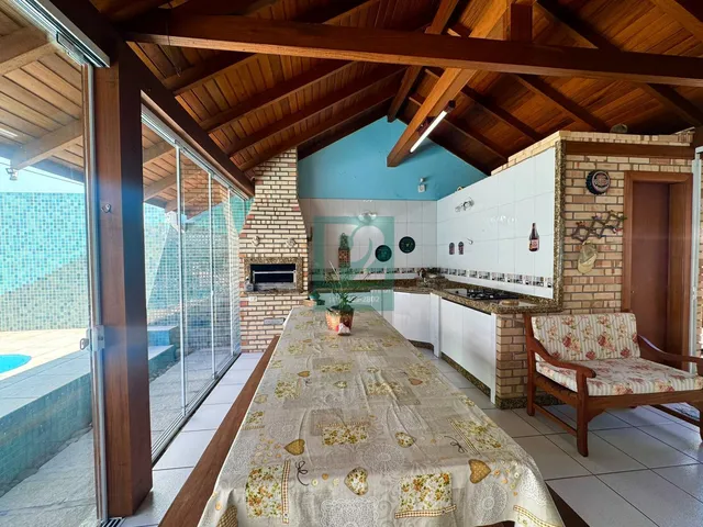 Imagem 10: Casa com 3 Dormitórios no Litoral em Bombinhas, Sc