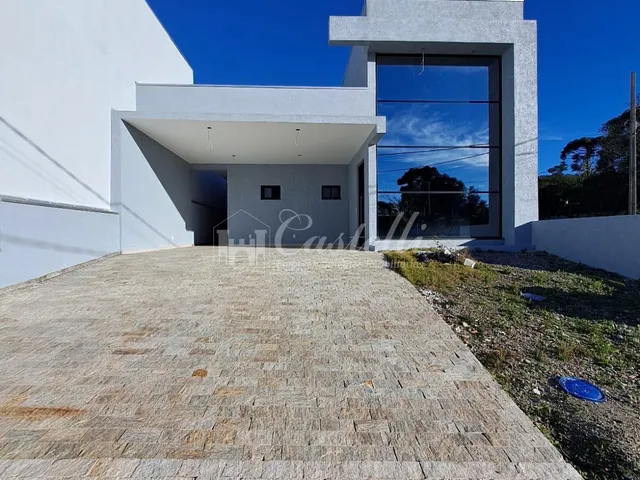 Imagem: Casa À Venda, no Bairro Uvaranas, em Ponta