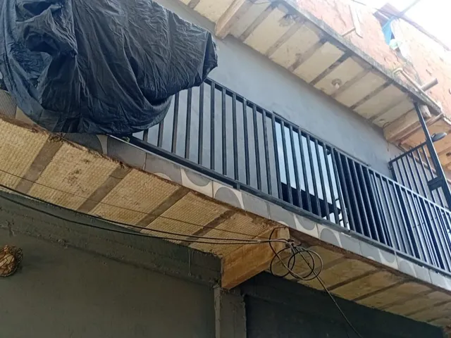 Imagem 5: Casa de 3 Andares com 3 Suítes e 2 Kitnets à Venda Próxima à Augusto Montenegro