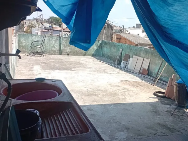 Imagem 12: Casa de 3 Andares com 3 Suítes e 2 Kitnets à Venda Próxima à Augusto Montenegro