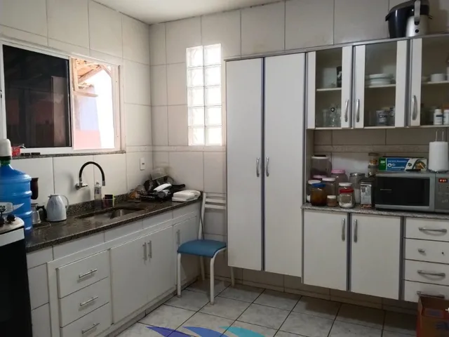 Imagem 2: Casa em Condomínio À Venda em Cabo Frio-Rj, Bairro Ogiva, 2 Quartos, 1 Sala, 2 Vagas de Garagem!