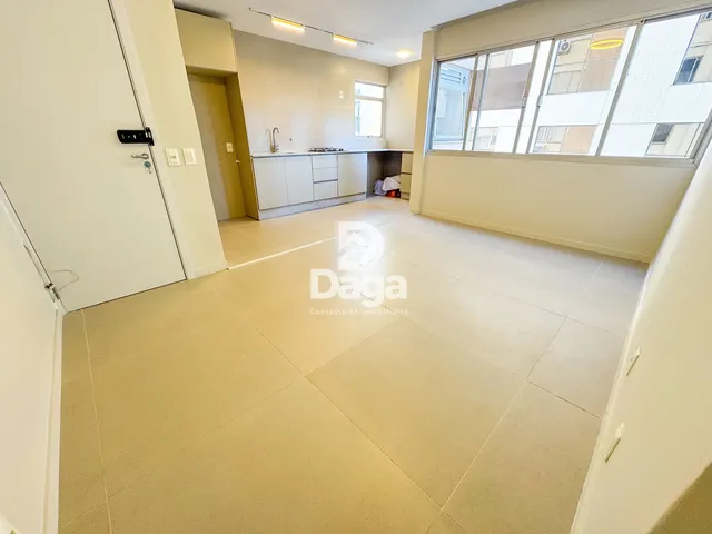 Imagem 2: Apartamento no Centro - 2 Dormitórios - Florianópolis/Sc