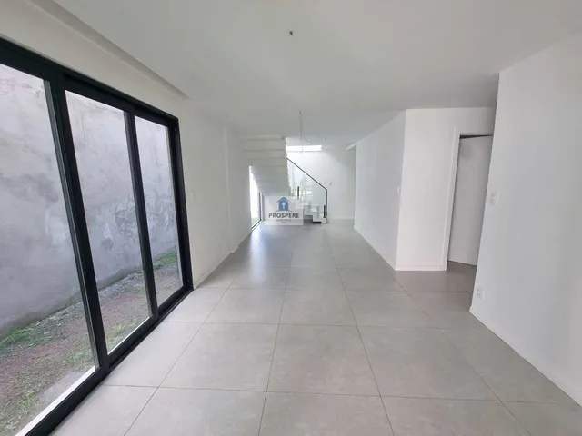 Imagem 5: Casa de Condomínio À Venda, no Vila Florença em Camaçari, Vila de Abrantes (Abrantes), com 4 Quartos, 190M²