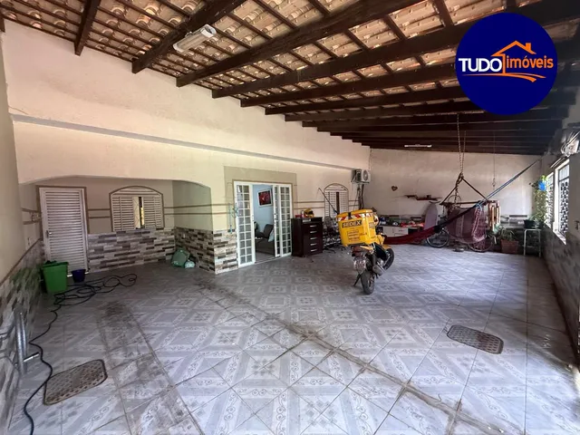 Imagem: Casa À Venda em Brasília-Df, Bairro santa