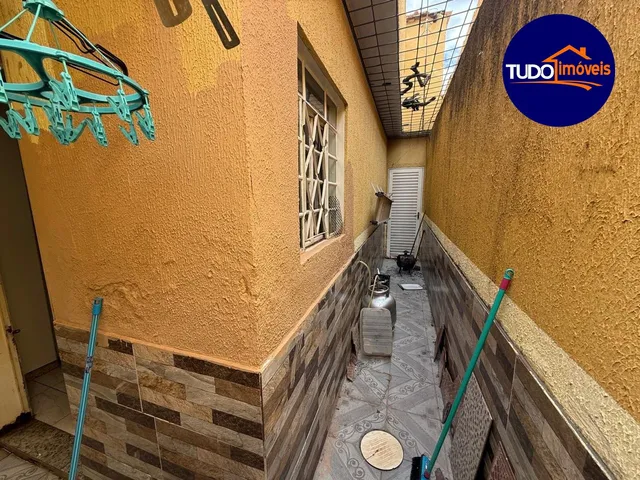 Imagem 4: Casa À Venda em Brasília-Df, Bairro santa Maria: 2 Quartos, 2 Banheiros, 4 Vagas de Garagem, 120 M²