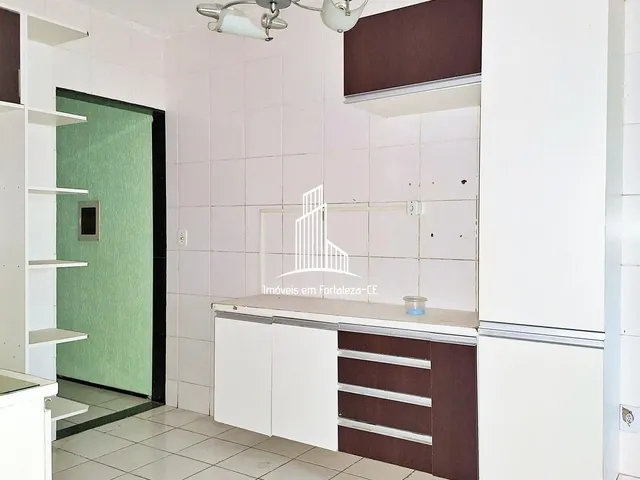 Imagem 9: Casa Duplex com 3 Suítes e Quintal com Churrasqueira em Messejana