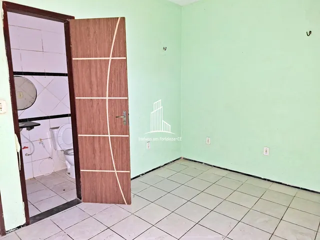 Imagem 7: Casa Duplex com 3 Suítes e Quintal com Churrasqueira em Messejana