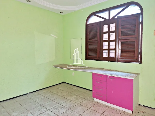 Imagem 8: Casa Duplex com 3 Suítes e Quintal com Churrasqueira em Messejana