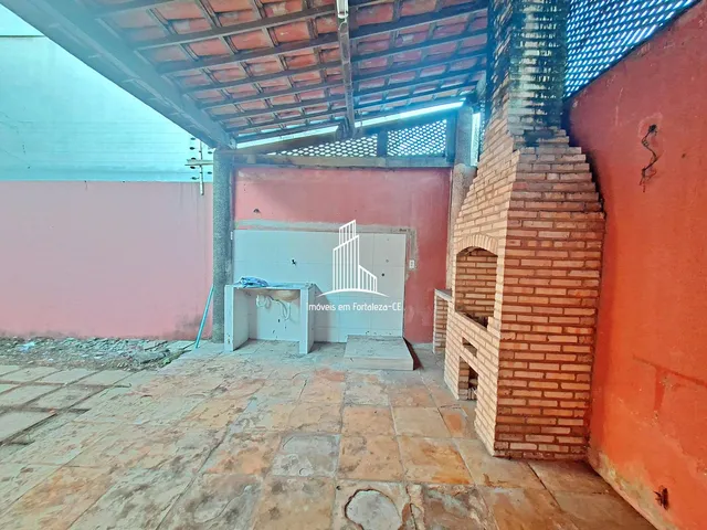 Imagem 3: Casa Duplex com 3 Suítes e Quintal com Churrasqueira em Messejana