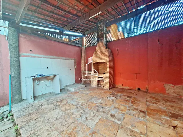 Imagem 2: Casa Duplex com 3 Suítes e Quintal com Churrasqueira em Messejana