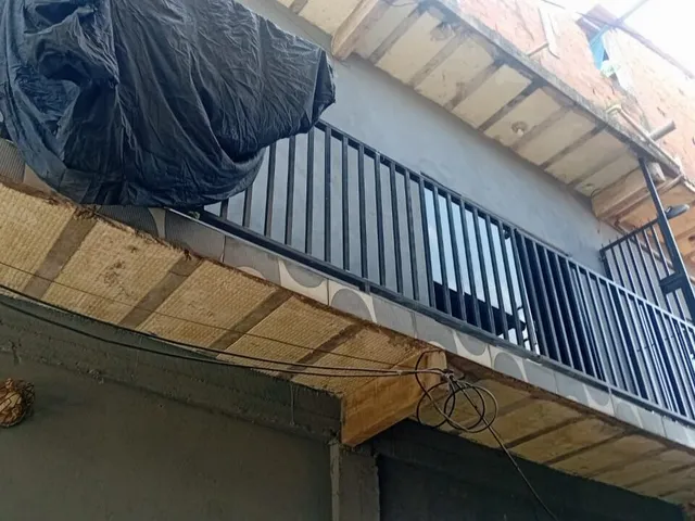 Imagem 2: Imóvel com 2 Kitnets e Casa Principal de 3 Suítes Próximo à Augusto Montenegro