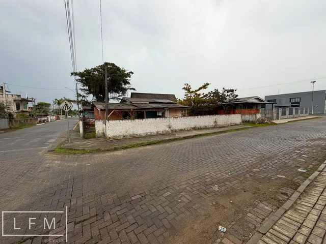 Imagem: Terreno de Esquina em Balneario Picarras