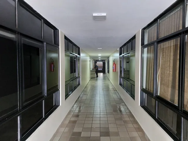 Imagem 3: Sala no Renascença com Vaga de Garagem Coberta