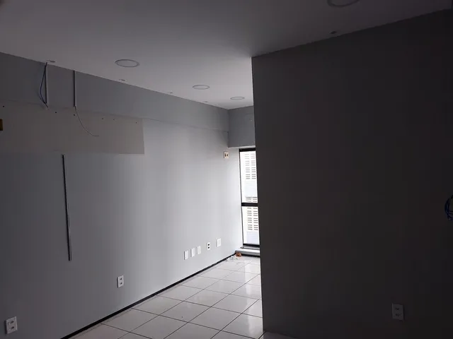 Imagem 2: Sala no Renascença com Vaga de Garagem Coberta