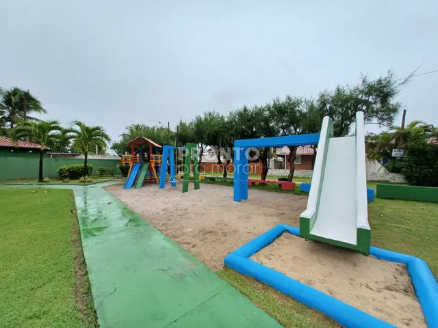 Imagem 2: Casa de Condomínio com 4 Quartos em Carneiros
