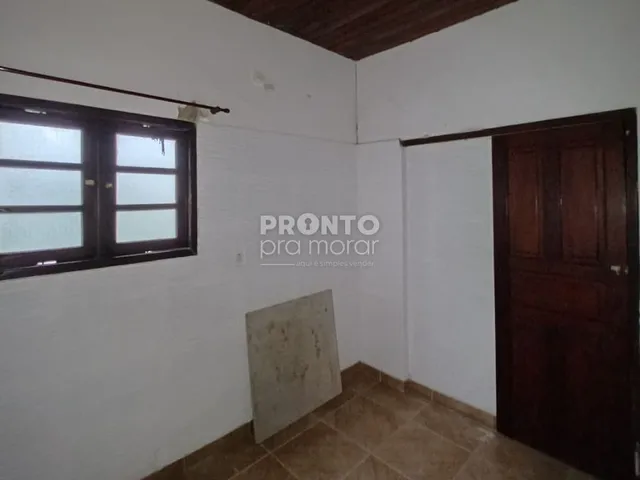 Imagem 9: Casa com 4 Quartos em Aldeia dos Camarás