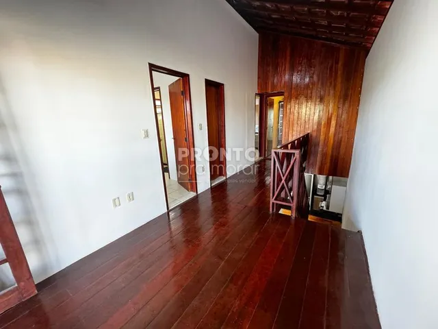 Imagem 1: Casa de Condomínio com 4 Quartos em Carneiros