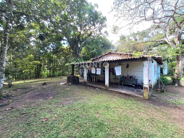 Imagem: Chácara com 4 Quartos em Aldeia dos Camarás
