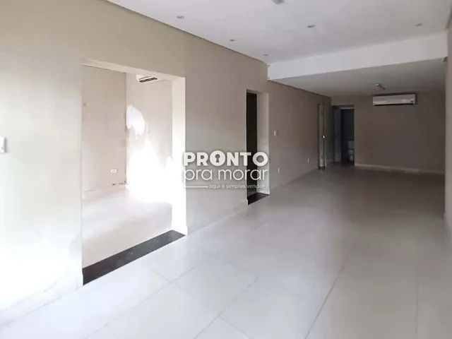 Imagem: Prédio/Edifício Inteiro em Espinheiro