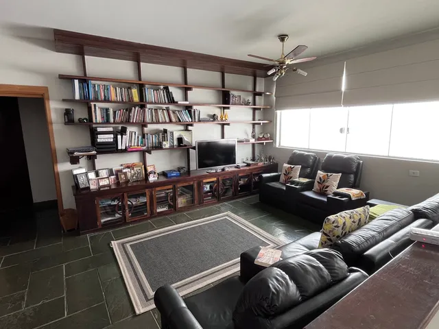 Imagem 3: Imóvel de Luxo À Venda em Itajubá-Mg: Casa com 4 Quartos, 2 Suítes, 502,13 M² no Bairro Pinheirinho