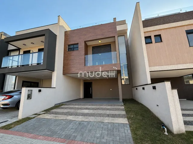 Imagem: Sobrado Triplex de Alto Padrão com Terraço