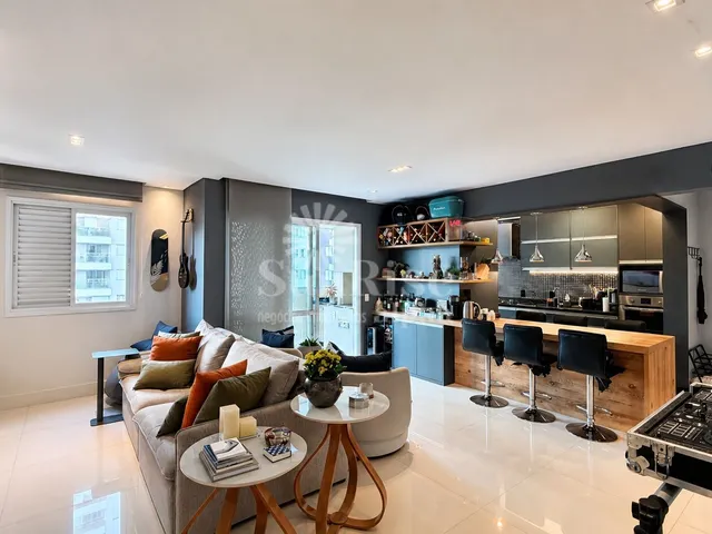 Imagem: O apartamento possui 2 Dormitórios, 1 Suíte, 3 Banheiros,