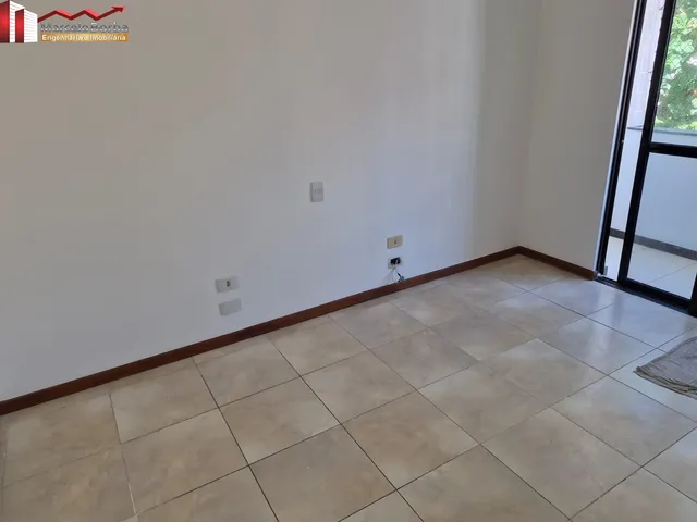 Imagem 6: 2/4 Localizadíssimo!
