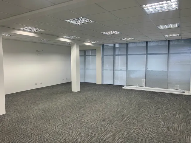 Imagem 10: SALA COMERCIAL em Curitiba - PR, Centro