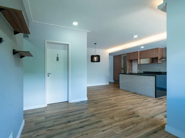 Imagem 9: Apartamento para Venda em Continental com 2 Quartos, Sendo 1 Suíte, 78M²