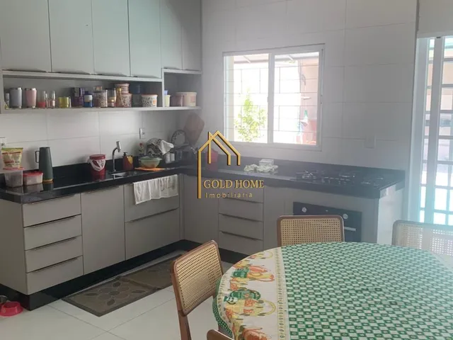 Imagem: Casa À Venda