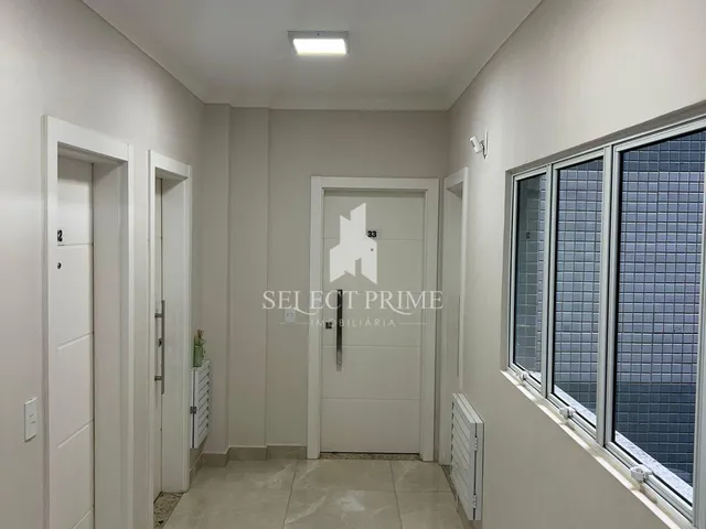 Imagem 2: Apto. no Edifício Djr Próximo Ao Lago. Promoção: de R$ 1.100.000,00 por R$ 950.000,00 Sem Permutas