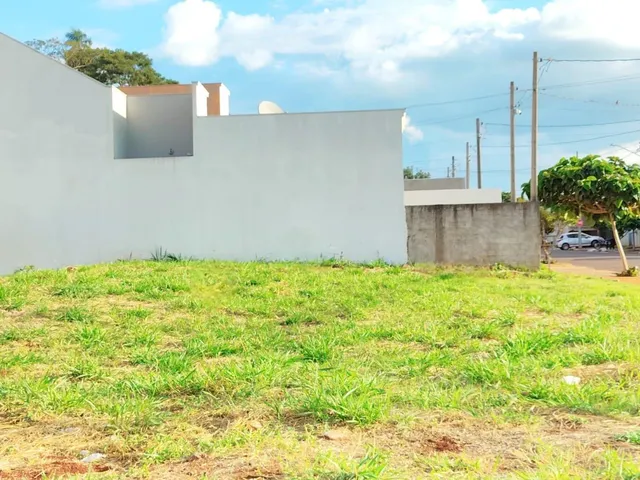 Imagem: Ótimo Terreno de Esquina À Venda no Jardim