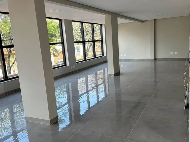 Imagem 2: Sala Comercial Ampla para Venda no Jardim la Salle, Toledo - Pr