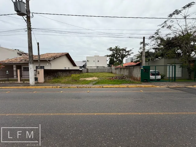 Imagem: Terreno em Avenida a Venda em Balneaio Picarras