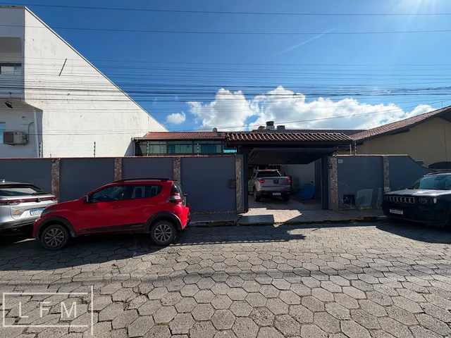 Imagem: Sobrado Mobiliado em Balneario Picarras
