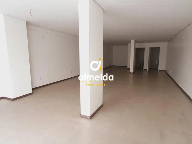 Imagem: Sala Comercial Térrea do Lado do Curso