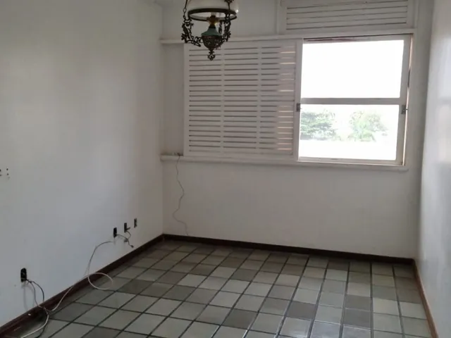 Imagem 10: Apartamento 4/4 de 242M² À Venda no Canela