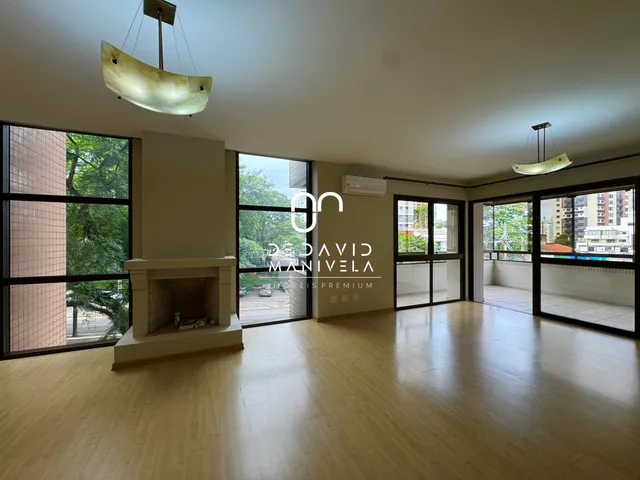 Imagem: Apartamento Semimobiliado, com 3 Dormitórios