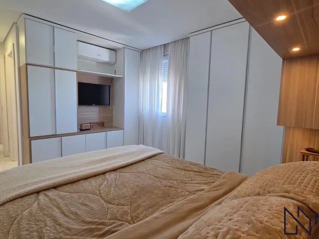 Imagem 2: Apartamento Central Mobiliado 2 Dormitórios, Suíte 2 Vagas Garagem À Venda Próxi