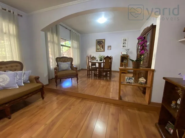 Imagem: Casa com Edícula À Venda no Jardim Italia