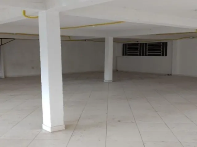 Imagem 3: Barracao Comercial em Curitiba - Paraná, Vista Alegre