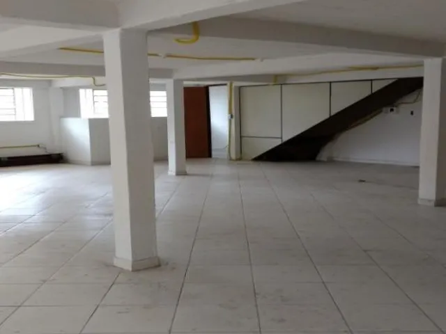 Imagem 2: Barracao Comercial em Curitiba - Paraná, Vista Alegre